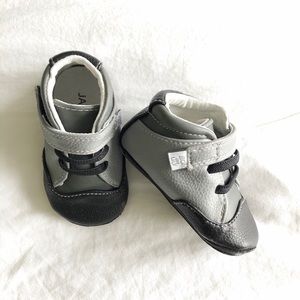 Kids shoes
